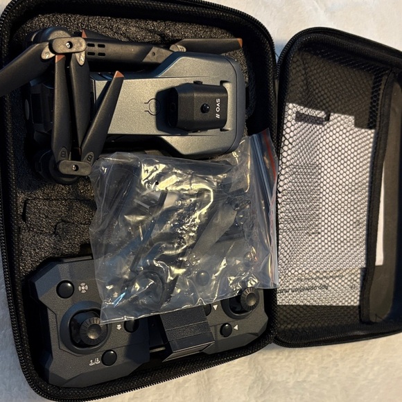 Black Drone with Controller Set - Picture 1 of 4